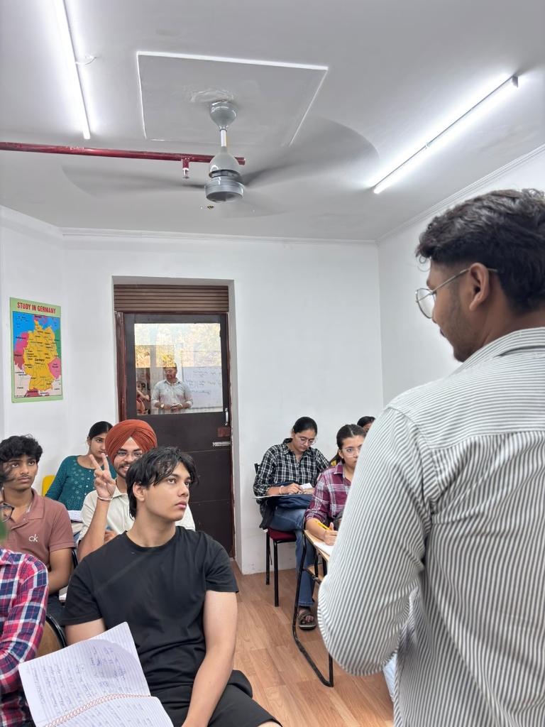 German Guru Trainer Lecture in Chandigarh